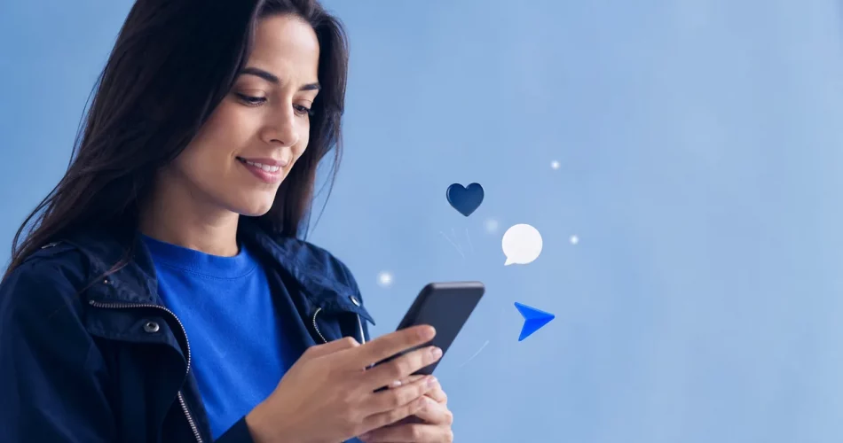 Pessoa usando celular para entender o algoritmo do Instagram em 2026