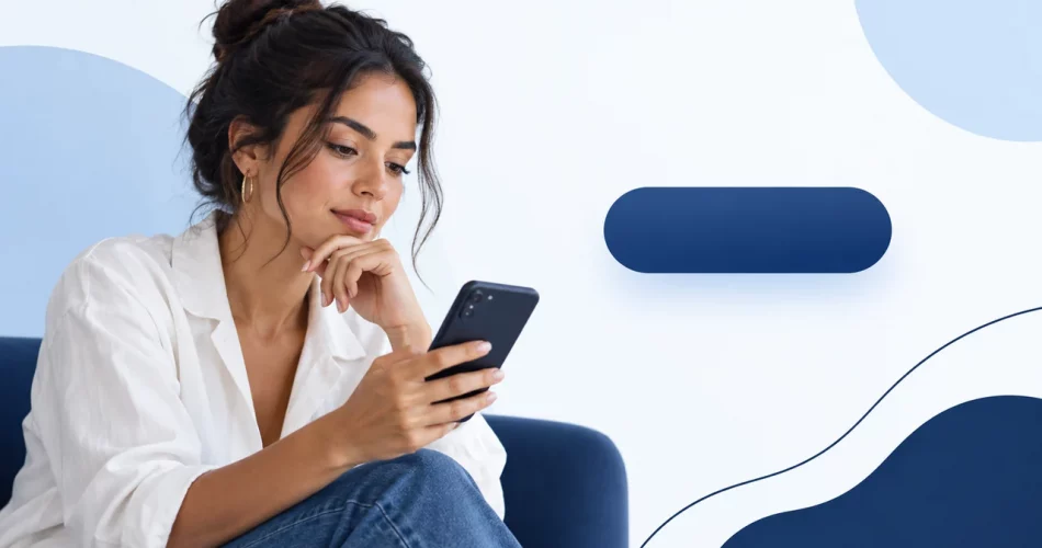 Criadora usando smartphone com botão visual de CTA para Instagram